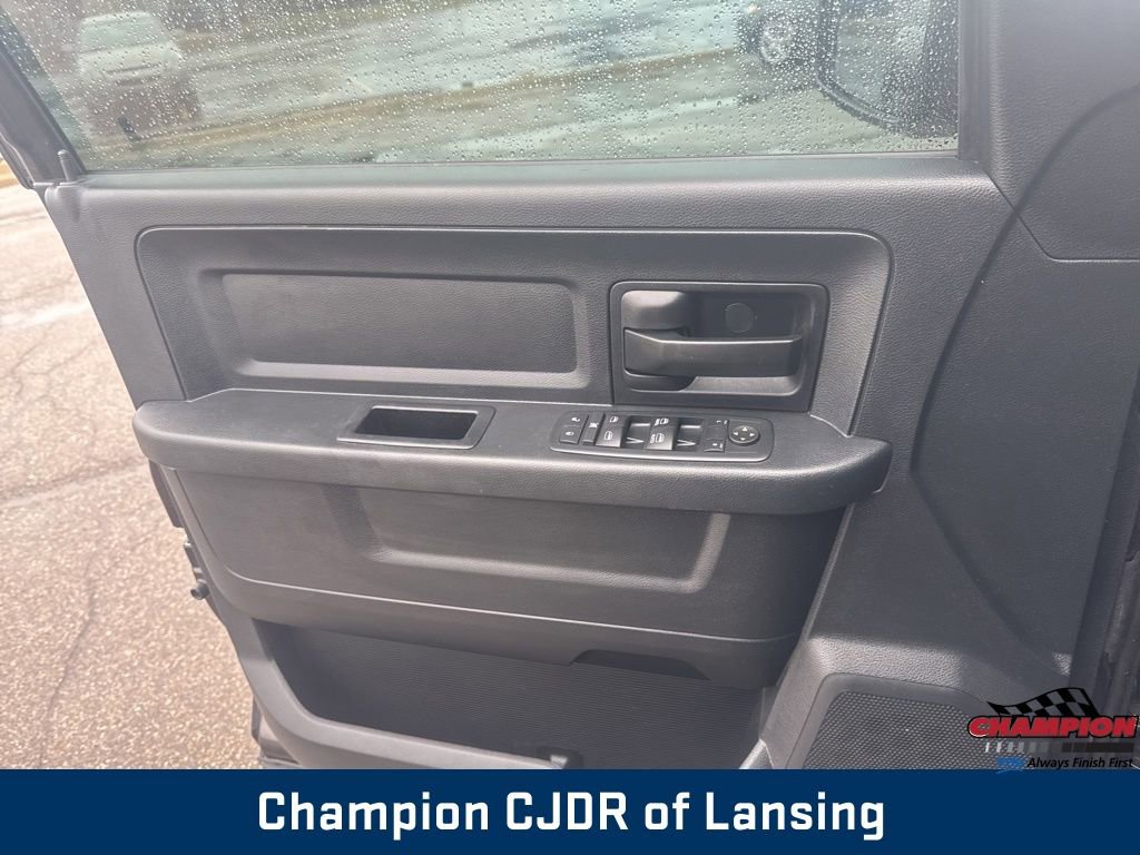 Used 2016 RAM 1500 ST w/ SXT Appearance Group image 36