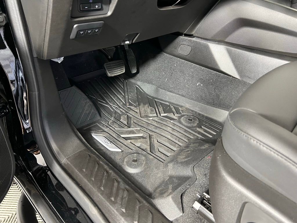 New 2025 Chevrolet Colorado Trail Boss w/ Midnight Edition image 14