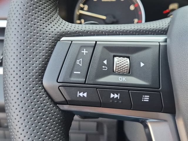 New 2026 Mitsubishi Outlander LE FWD image 18