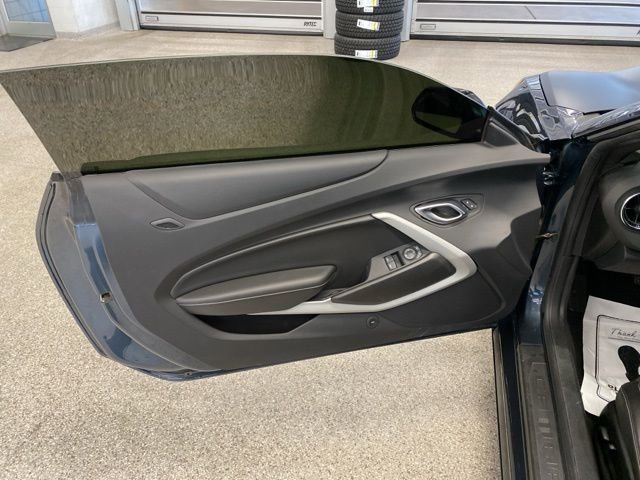 Certified 2022 Chevrolet Camaro SS RWD image 25