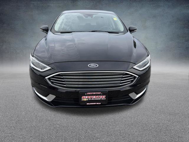Used 2018 Ford Fusion SE w/ Fusion SE Technology Package FWD image 3
