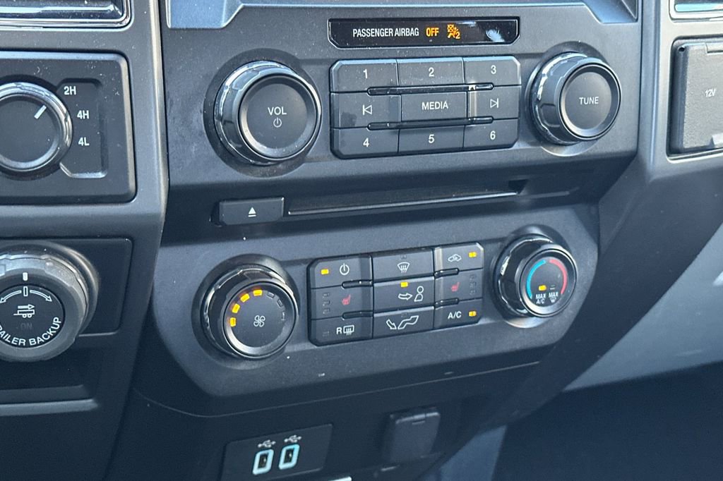 Used 2018 Ford F150 XLT w/ Equipment Group 302A Luxury image 19