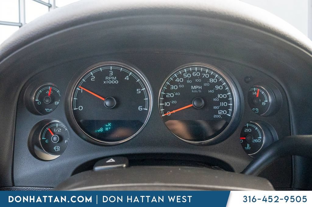 Used 2010 Chevrolet Tahoe LTZ AWD/4WD image 6