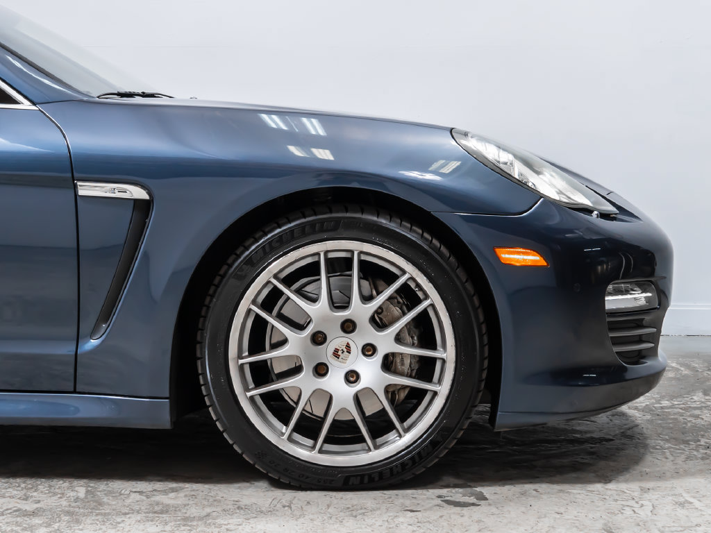 Used 2010 Porsche Panamera 4S AWD/4WD image 12