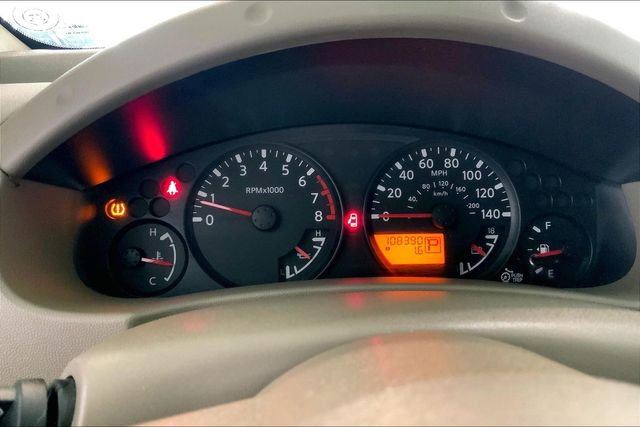 Used 2014 Nissan Frontier SV w/ SV Value Truck Package RWD image 9