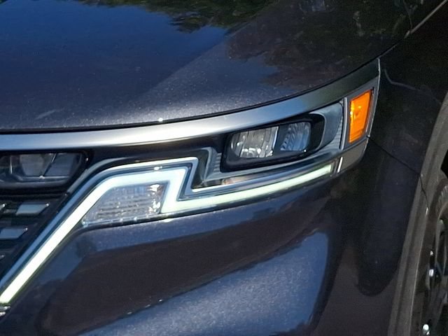 Used 2023 Kia Carnival SX FWD image 9