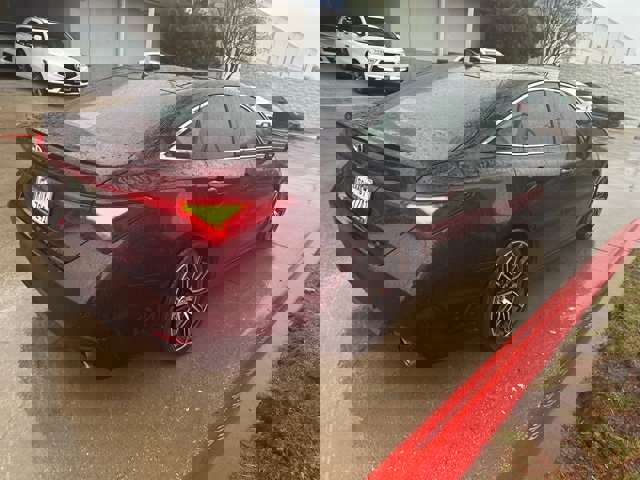 Used 2019 Toyota Avalon image 3