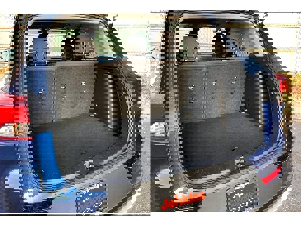 Used 2023 Chevrolet TrailBlazer LT w/ Convenience Package image 11