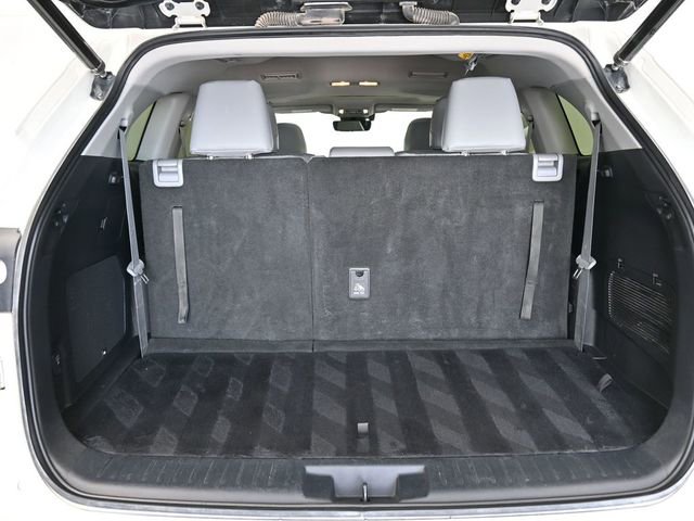 Used 2020 Toyota Highlander Limited FWD image 45