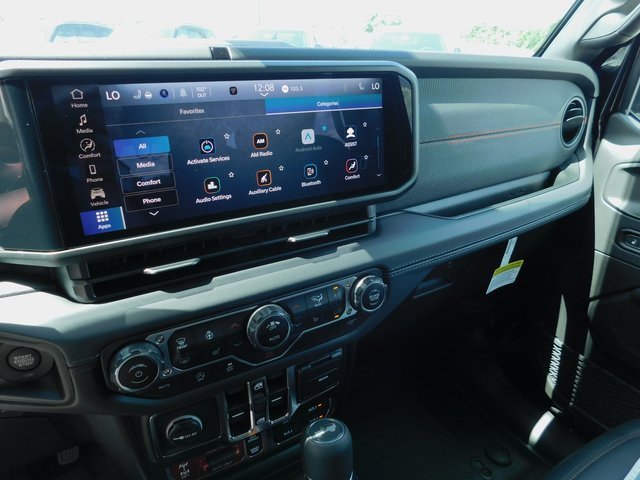 New 2025 Jeep Wrangler Unlimited Rubicon w/ Steel Bumper Group image 26