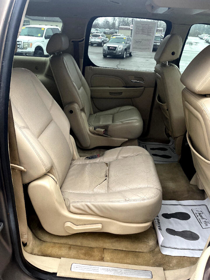 Used 2007 Cadillac Escalade ESV ESV w/ Information Package image 12