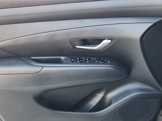 Certified 2025 Hyundai Tucson SEL AWD/4WD image 17