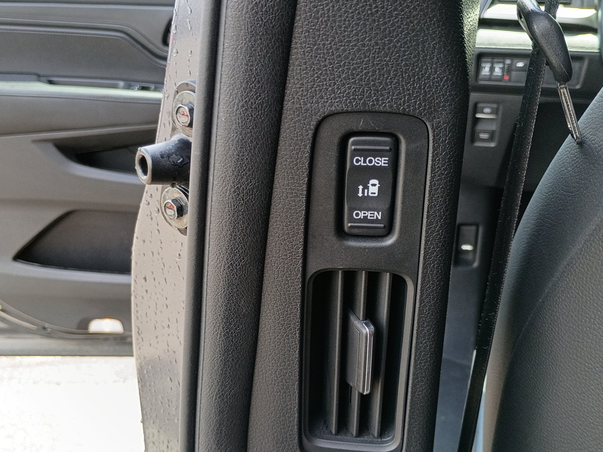 Used 2024 Honda Odyssey EX-L image 22