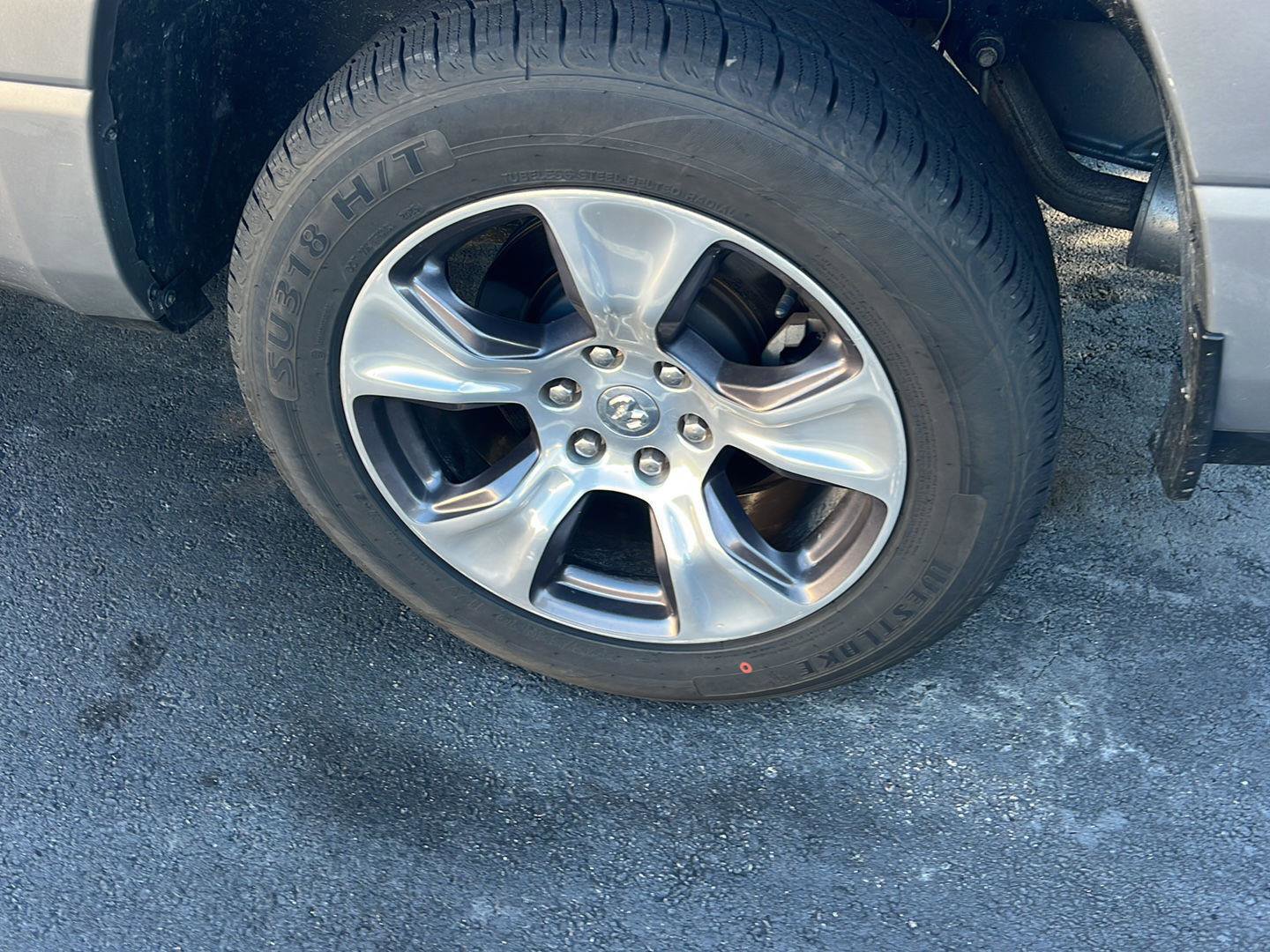 Used 2024 RAM 1500 Laramie image 7