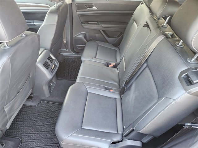 Used 2021 Volkswagen Atlas SE image 17