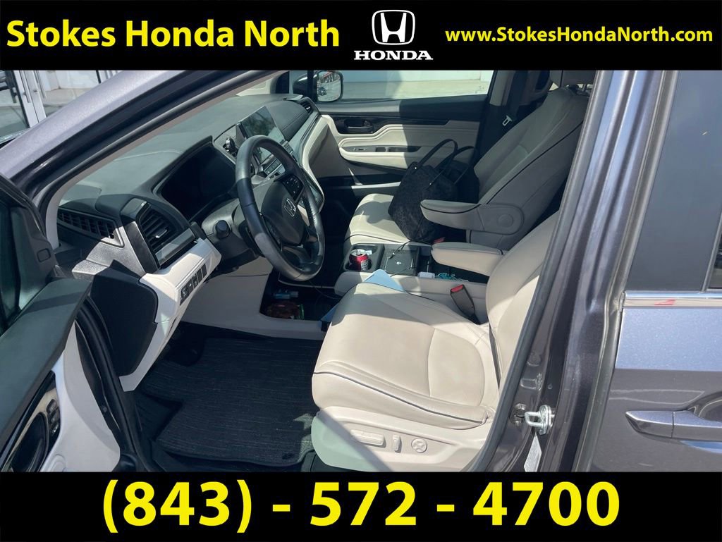 Certified 2025 Honda Odyssey Touring image 8