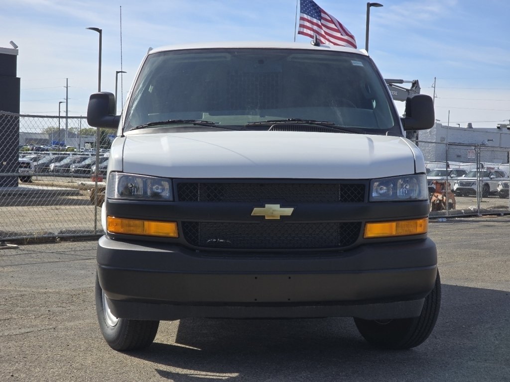 New 2025 Chevrolet Express 2500 w/ Driver Convenience Package RWD image 5