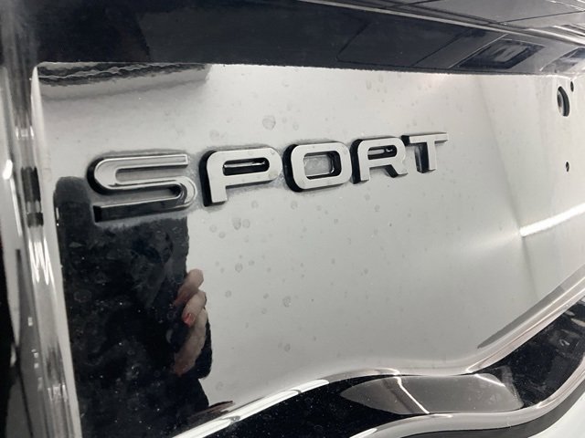 Used 2021 Land Rover Discovery Sport SE image 21