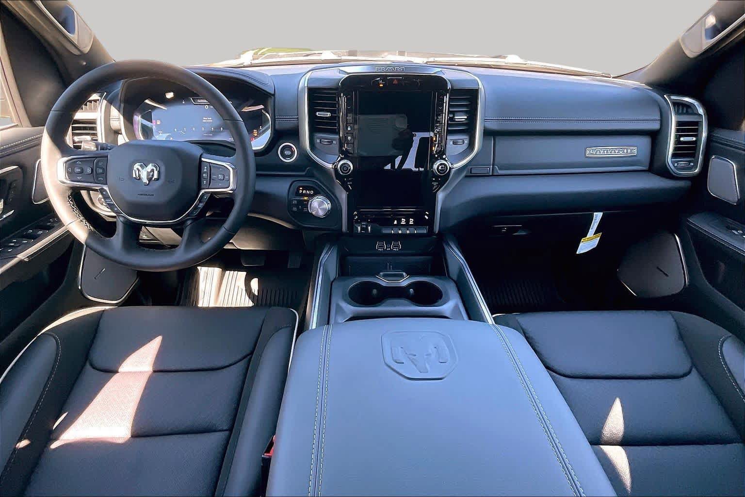 New 2027 RAM 1500 Laramie AWD/4WD image 5