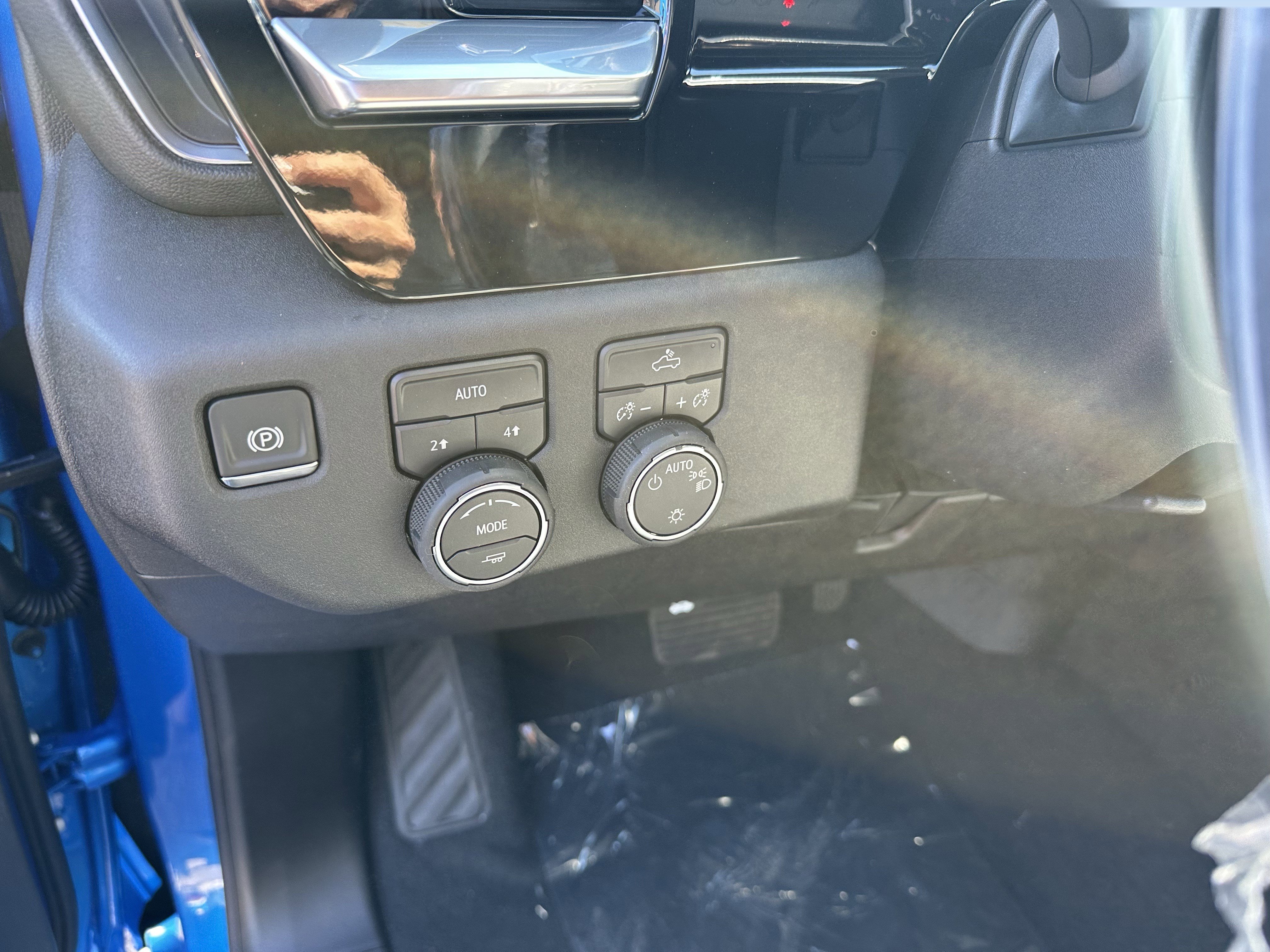 New 2026 Chevrolet Silverado 1500 LT image 10