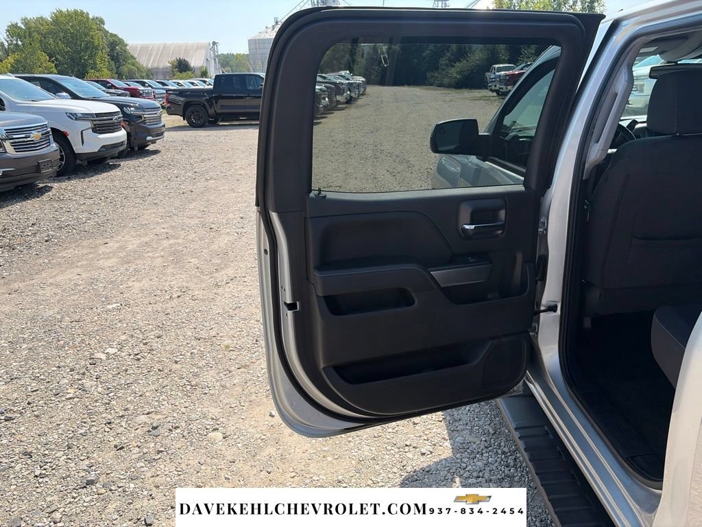 Used 2018 Chevrolet Silverado 1500 LT w/ All Star Edition AWD/4WD image 22
