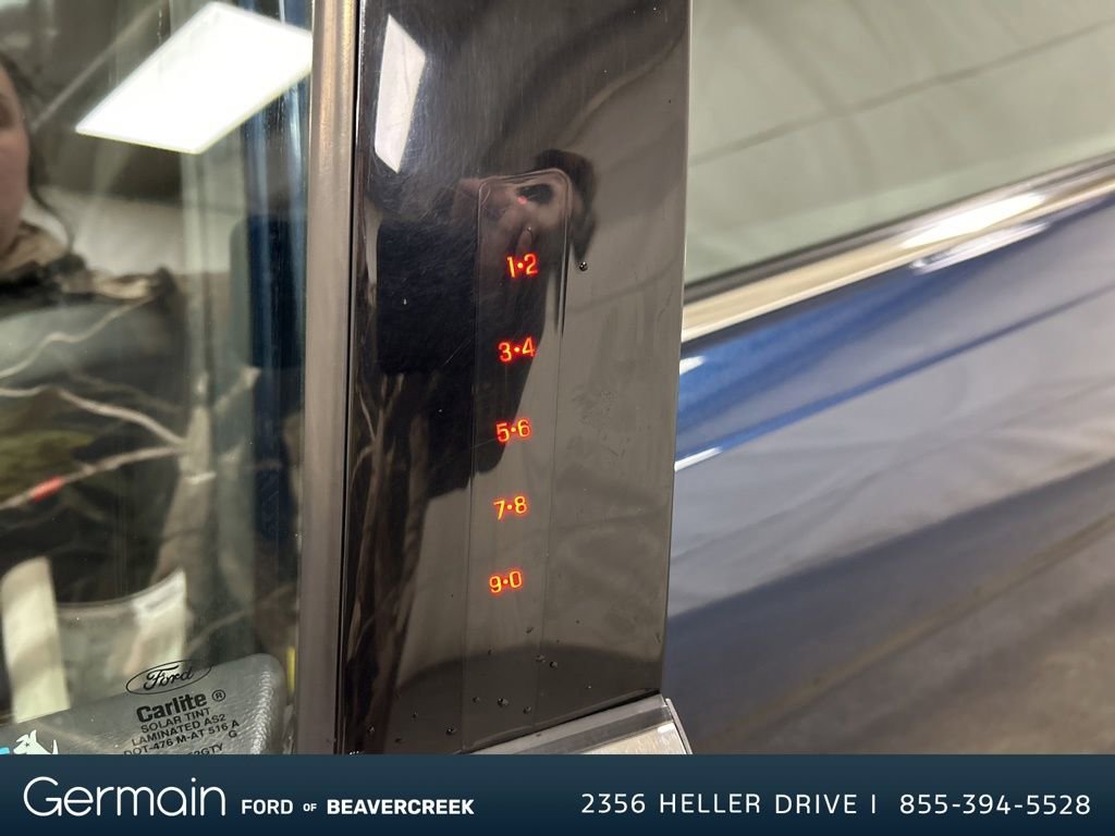 Used 2017 Ford Taurus SEL image 13