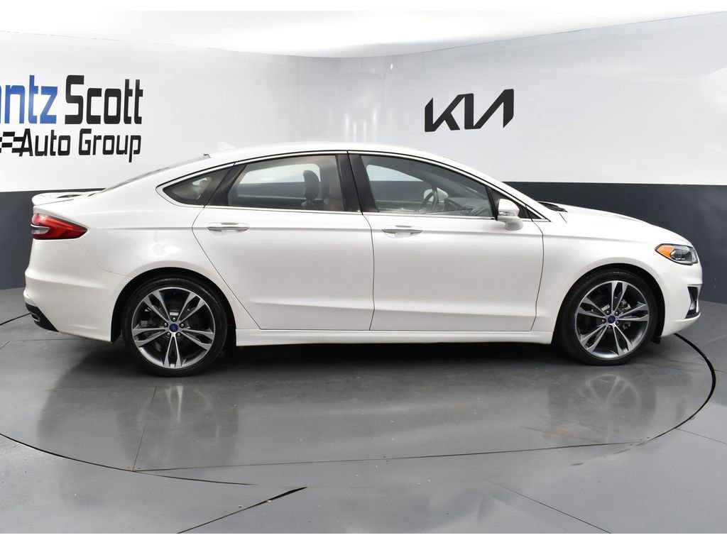 Used 2019 Ford Fusion Titanium image 6