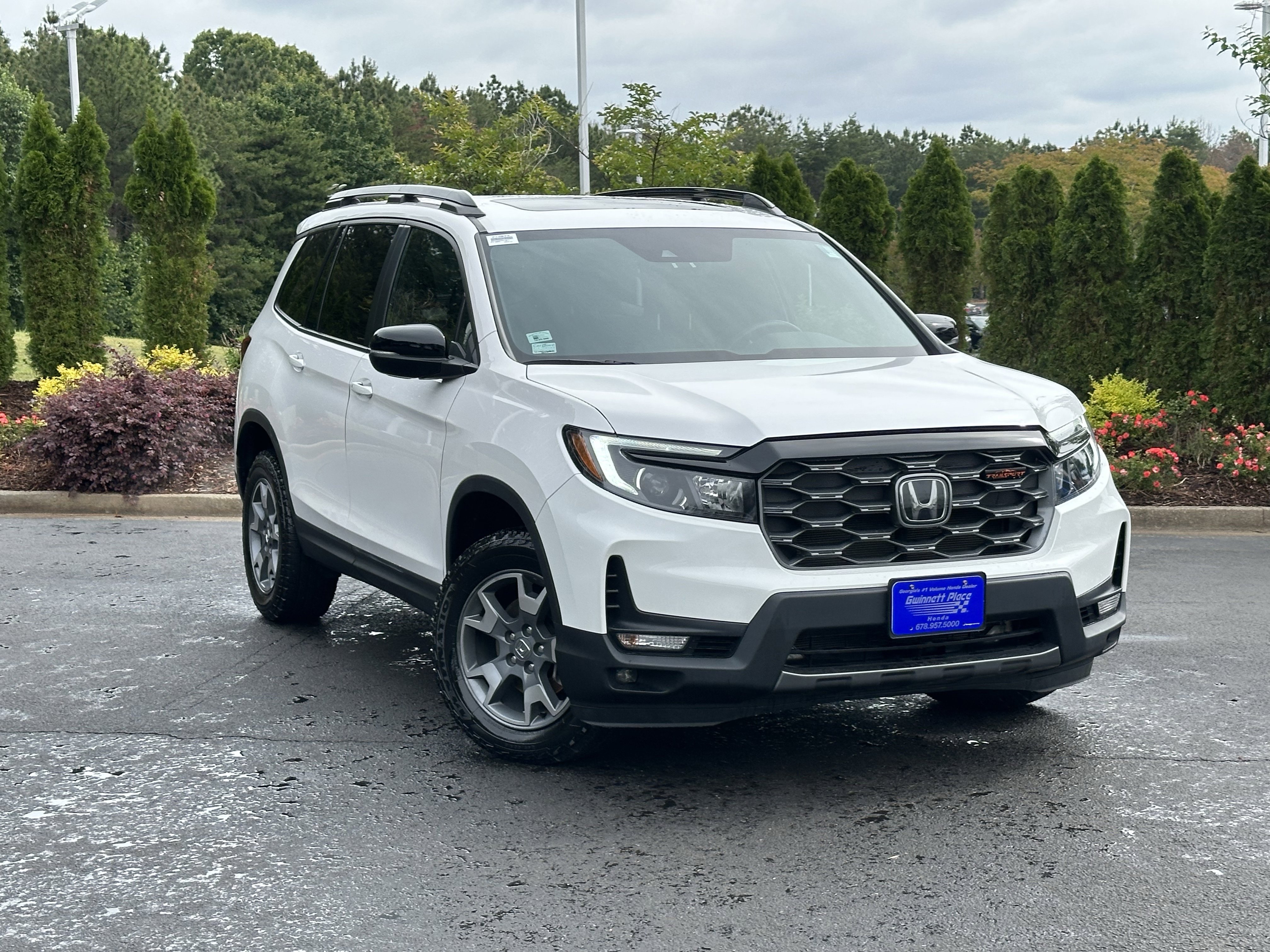 Certified 2023 Honda Passport TrailSport image 2