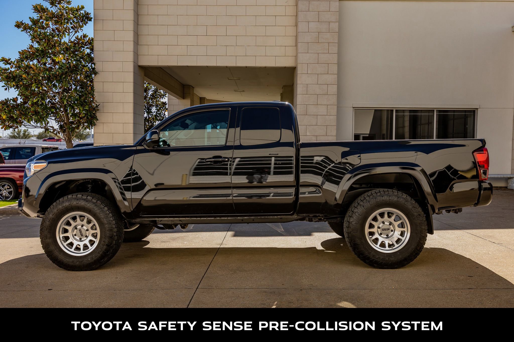 Used 2021 Toyota Tacoma SR5 image 5