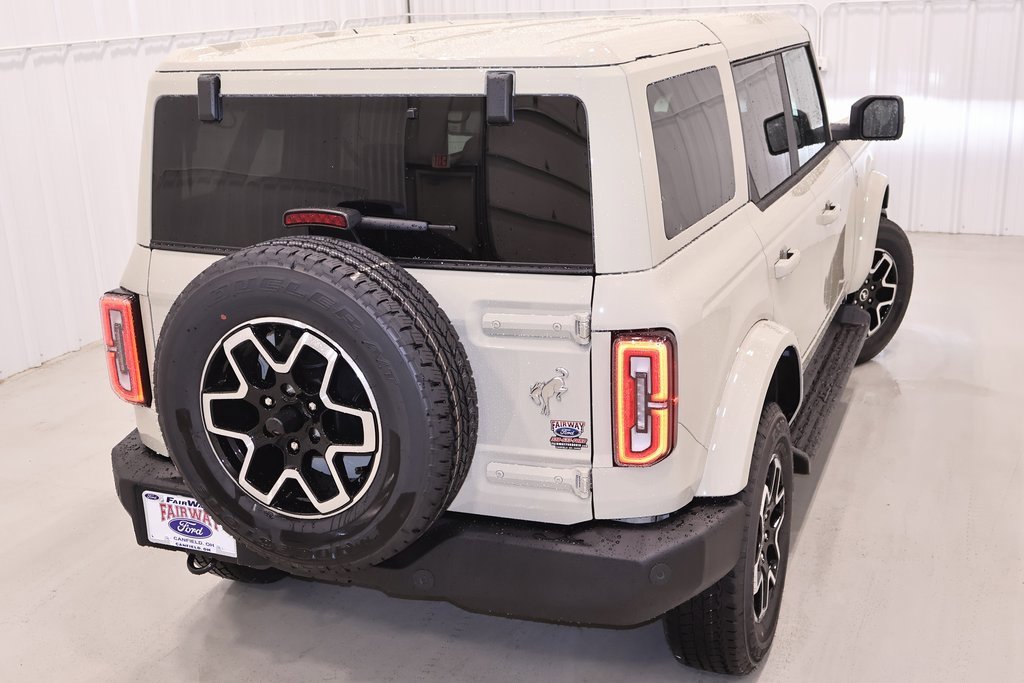 New 2025 Ford Bronco Outer Banks image 34