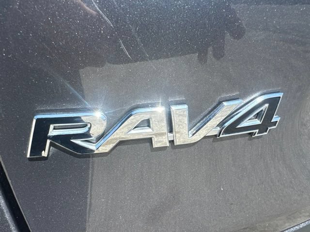 Used 2024 Toyota RAV4 XLE AWD/4WD image 9