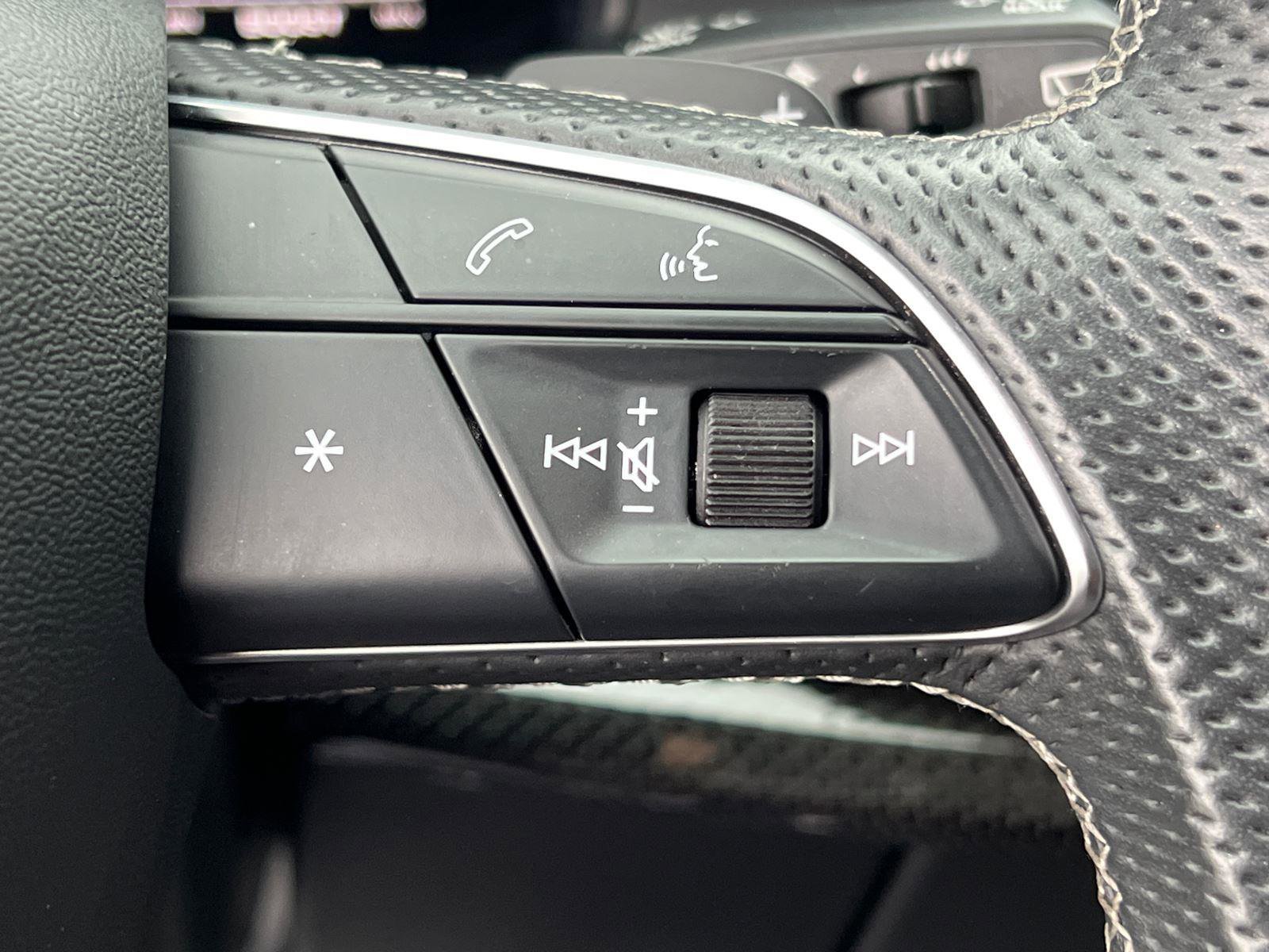 Used 2021 Audi SQ8 Prestige w/ Prestige Package image 26