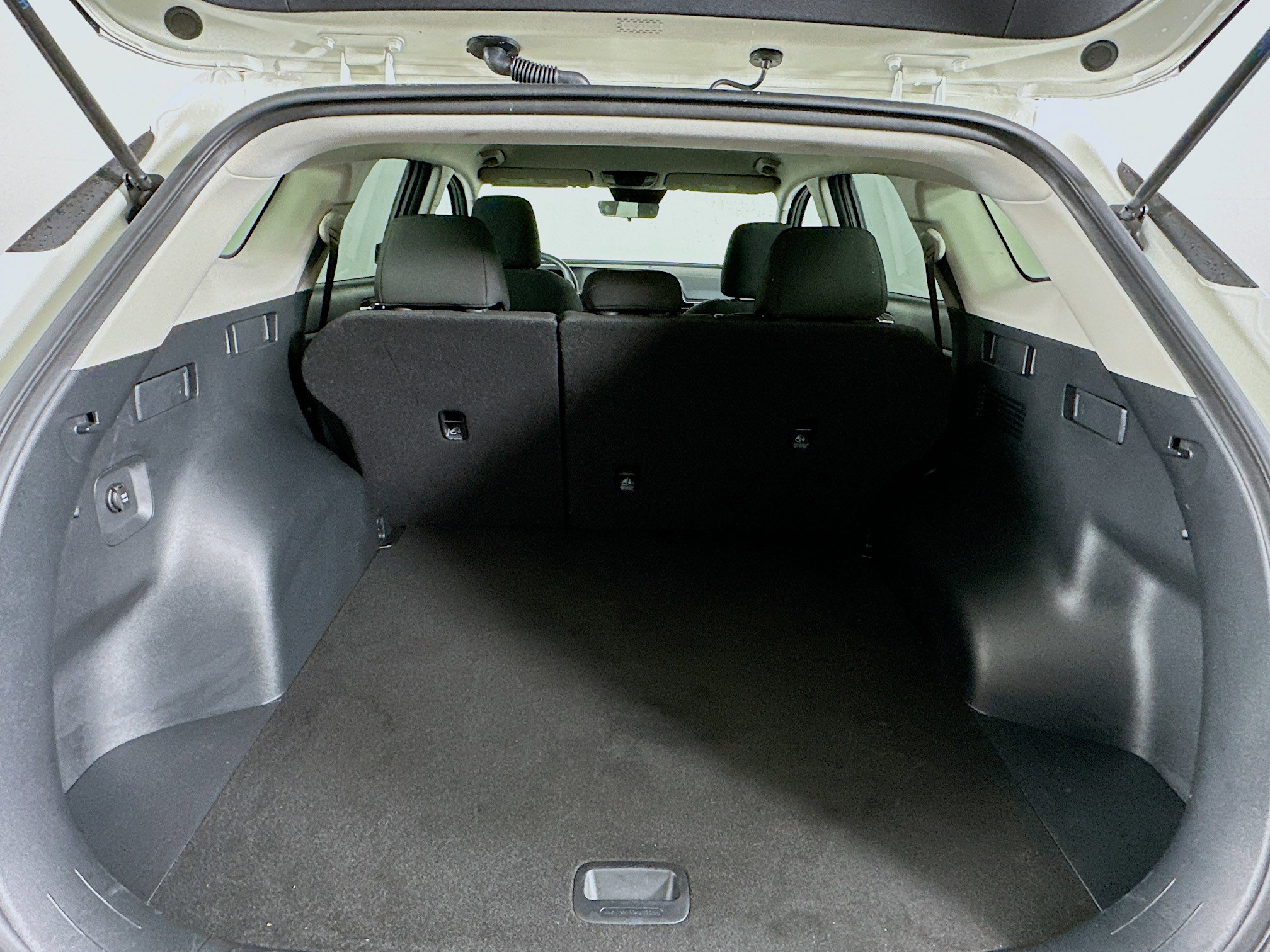 Used 2024 Kia Sportage LX image 28