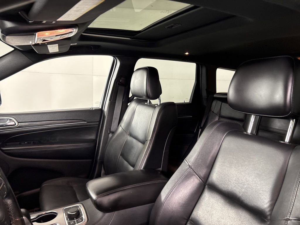 Used 2019 Jeep Grand Cherokee Limited image 21