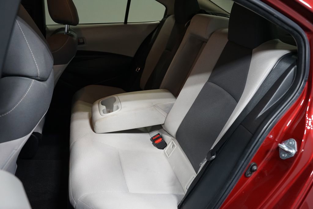 Certified 2022 Toyota Corolla LE image 28