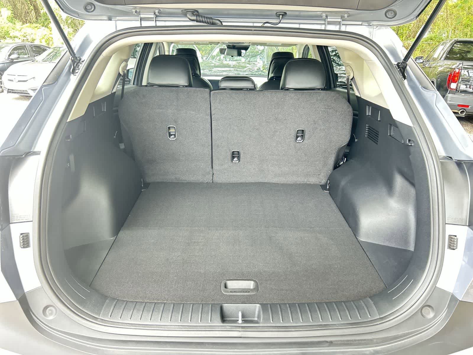 Used 2025 Kia Sportage EX FWD image 9