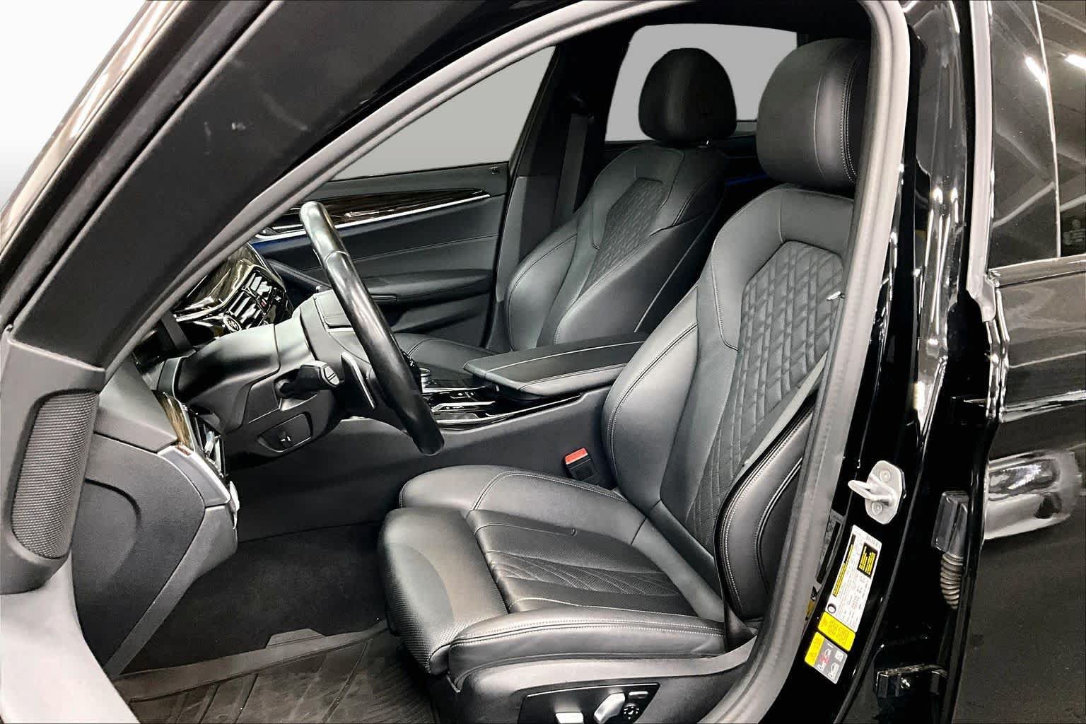 Used 2021 BMW 530e RWD image 7