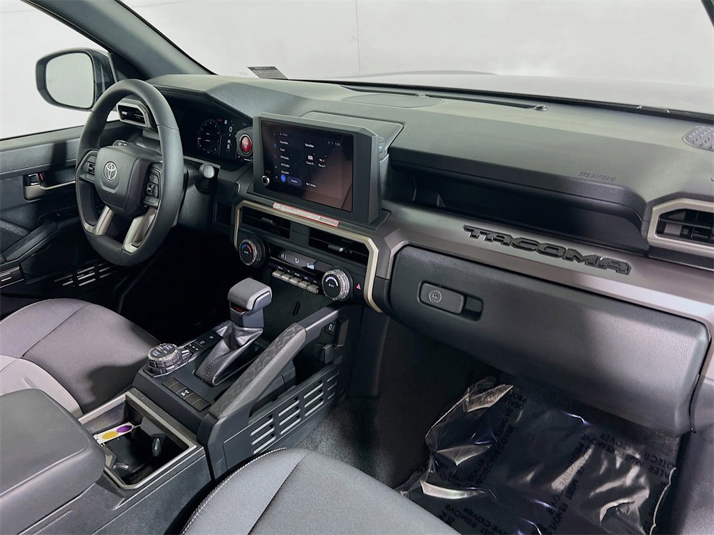 Certified 2025 Toyota Tacoma TRD Off-Road image 25