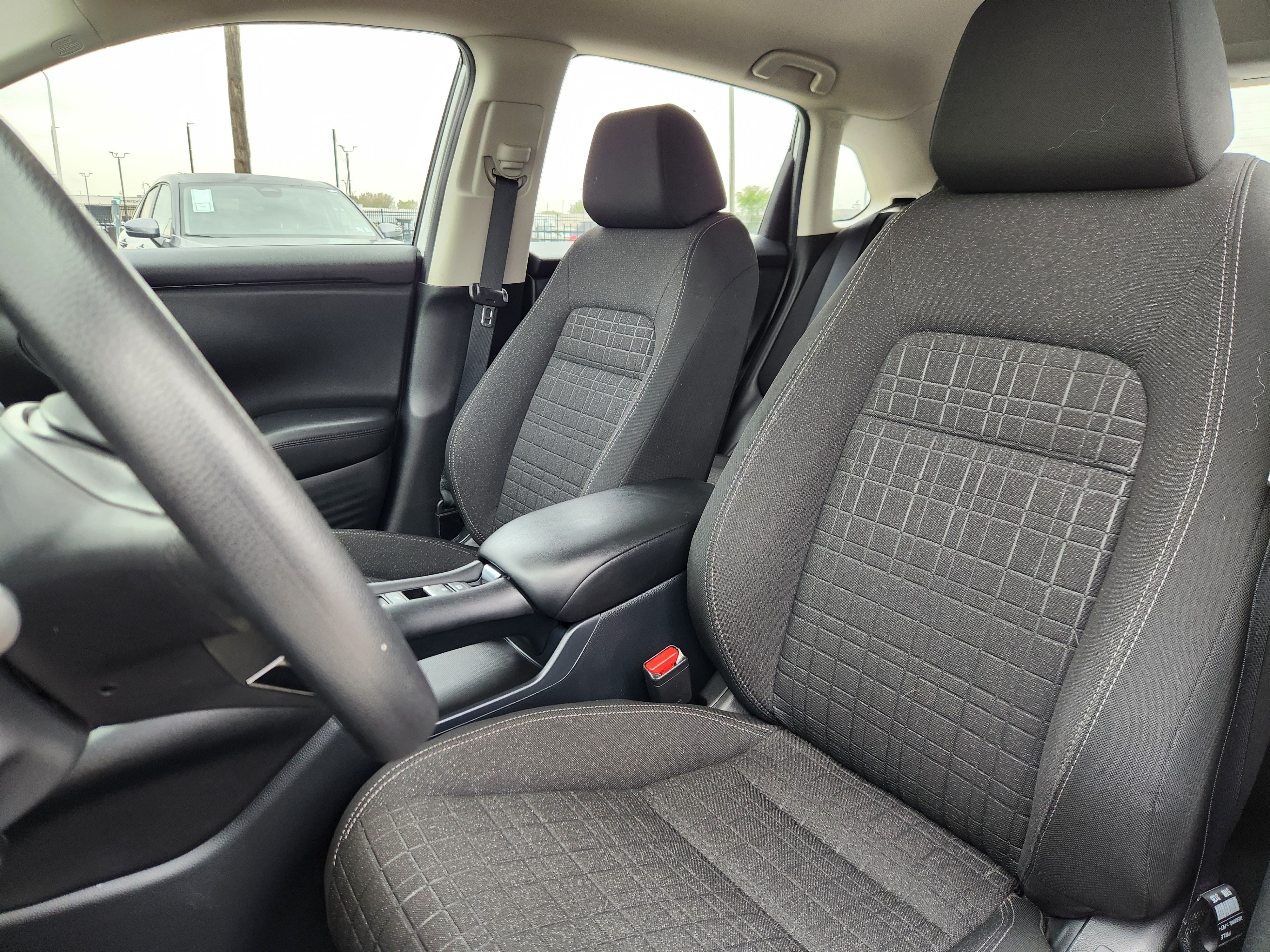 Certified 2024 Honda HR-V LX image 7