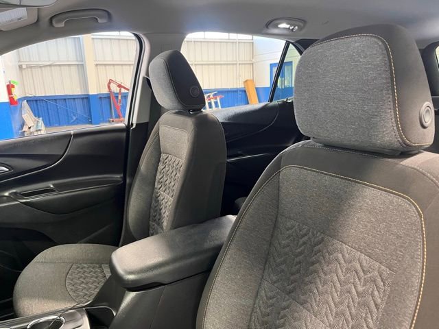 Used 2024 Chevrolet Equinox LT FWD image 23