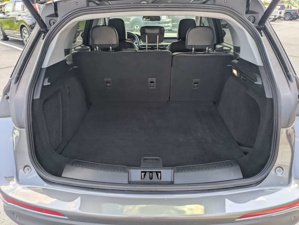 Used 2022 Lincoln Corsair AWD w/ Premium Package image 14