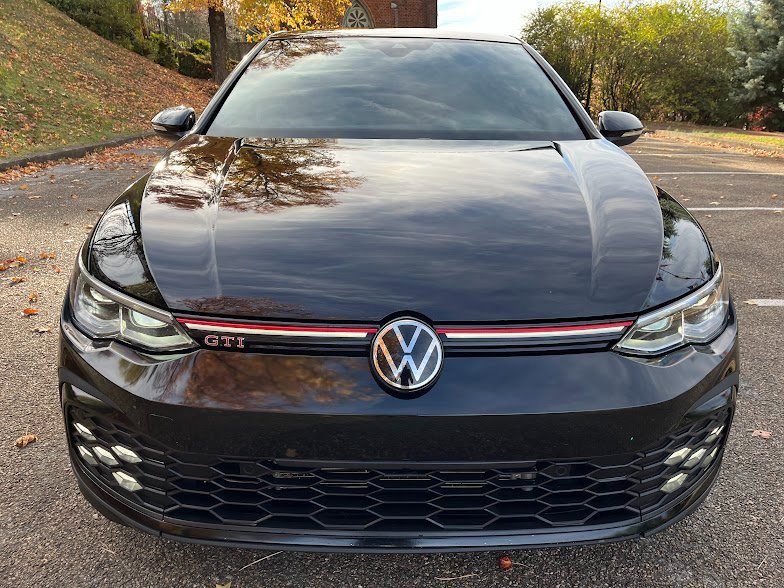 Used 2022 Volkswagen GTI SE w/ SE Leather Package image 35