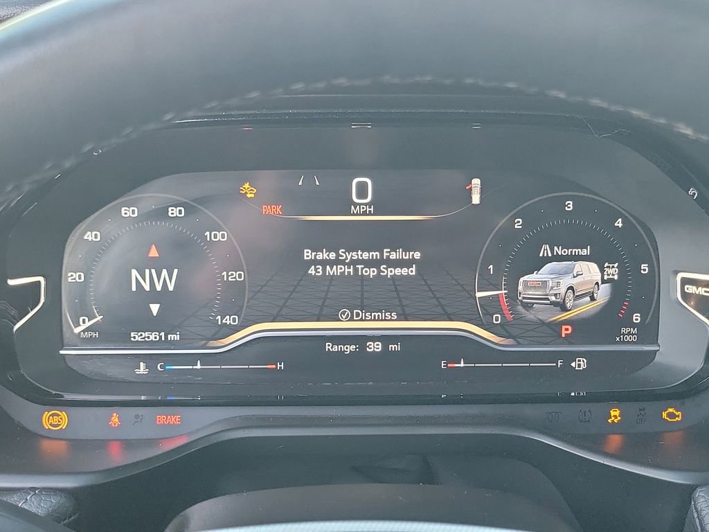 Used 2023 GMC Yukon Denali image 7