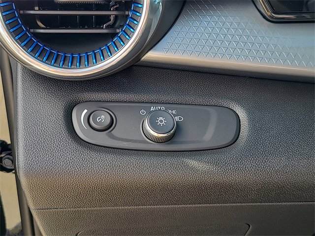 New 2026 Chevrolet Trax LT w/ Driver Confidence Package image 17