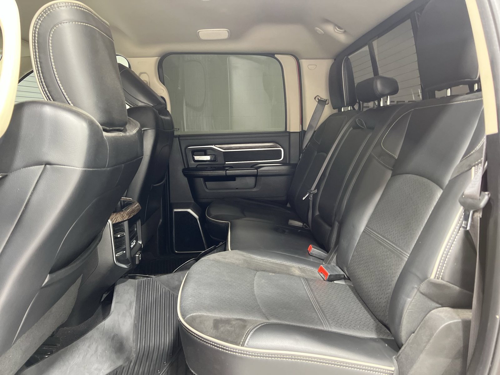 Used 2021 RAM 3500 Laramie AWD/4WD image 22
