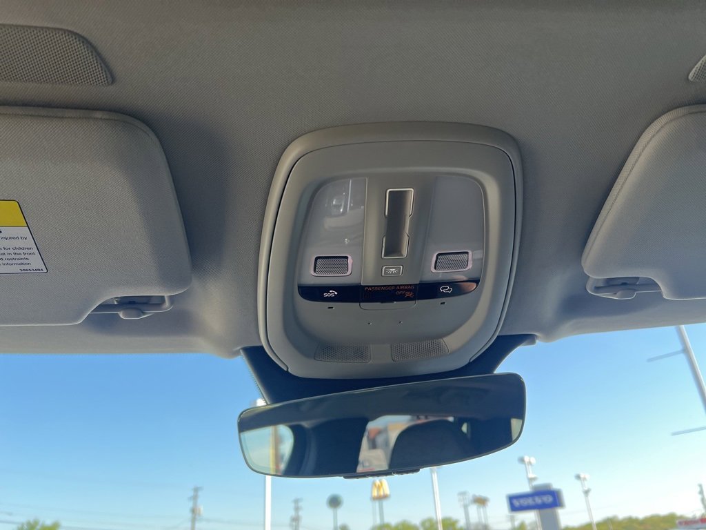 Certified 2023 Volvo XC90 T8 Ultimate w/ Protection Package Premier image 27