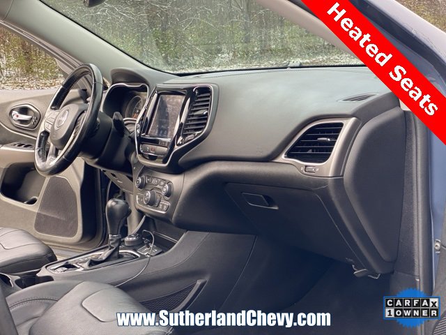 Used 2020 Jeep Cherokee Limited w/ Luxury Group image 17