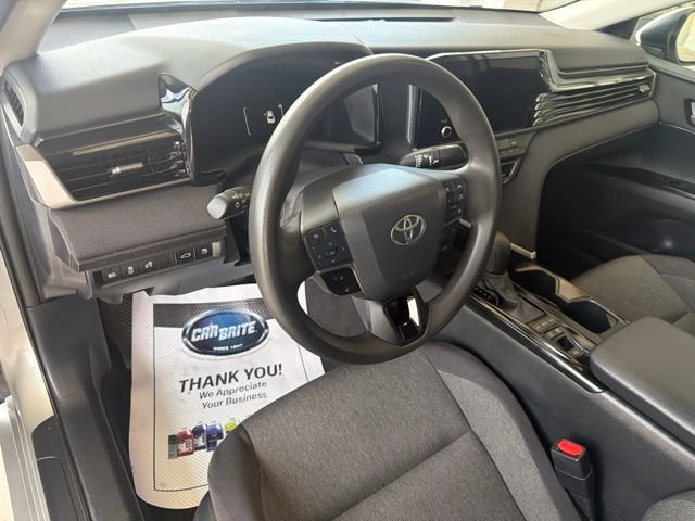 Used 2025 Toyota Camry LE FWD image 15