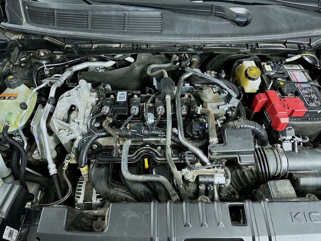 Certified 2025 Nissan Kicks S image 36