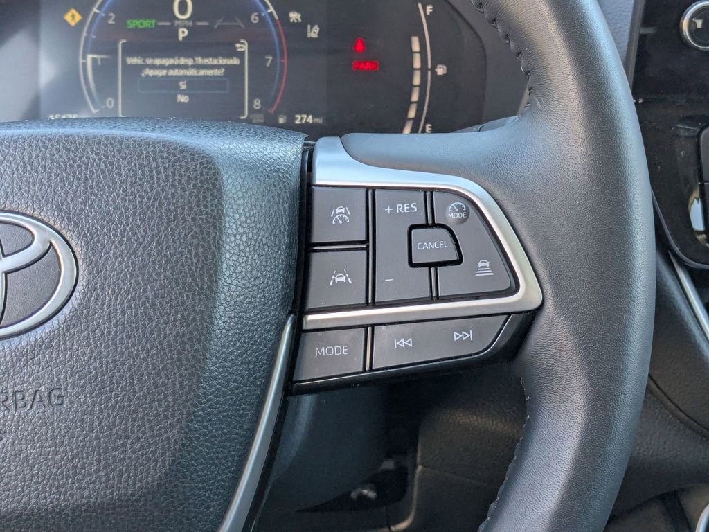 Used 2025 Toyota Grand Highlander AWD image 20